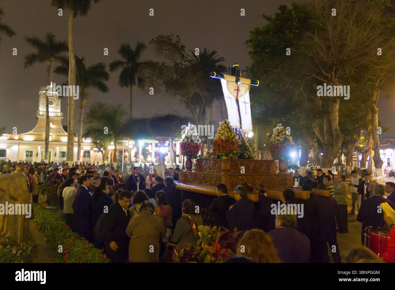 Une procession catholique à Barranco, Lima, PerúPeruvians Banque D'Images