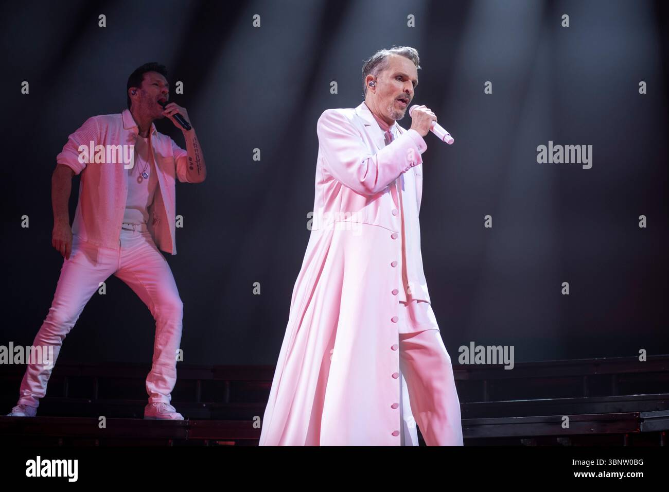 Miguel Bosé en concert au Palau Sant Jordi, Barcelone 03 juillet 2025. Photographe : ALE Espaliat Banque D'Images