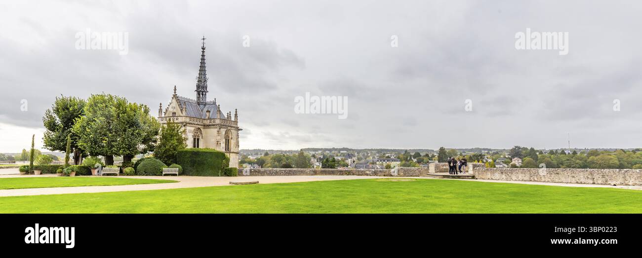 Amboise, France - 16 octobre 2019 : Chapelle Saint-Hubert à côté du Château d'Amboise et lieu de sépulture de Léonard de Vinci, Amboise, Frankrijk Banque D'Images