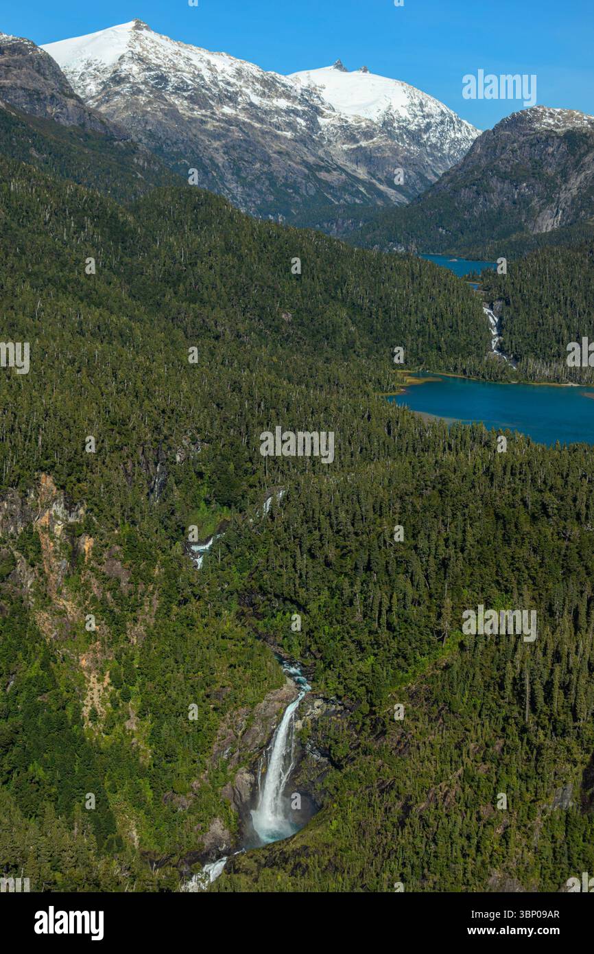 Une vue aérienne des Andes, du sud de la Patagonie, du Chili, de l'Amérique du Sud. Banque D'Images