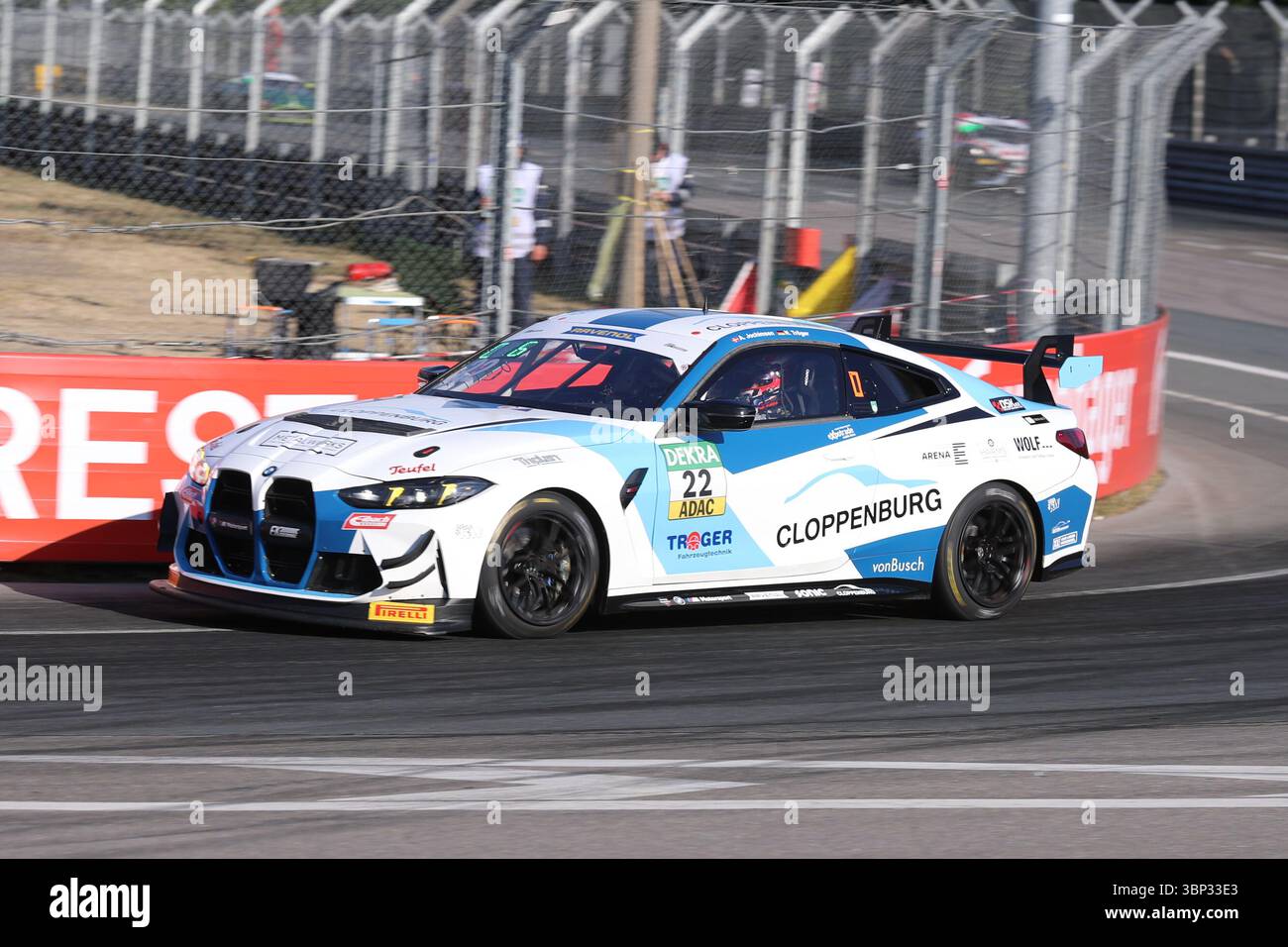 Nürnberg, Deutschland 04. - 06. Juillet 2025 : ADAC - GT4 - Allemagne - Norisring - 1.Rennen Im Bild : A.Joachimsen/N.Tröger/Troeger (FK performance Motorsport BMW M4 GT4 Evo) Banque D'Images