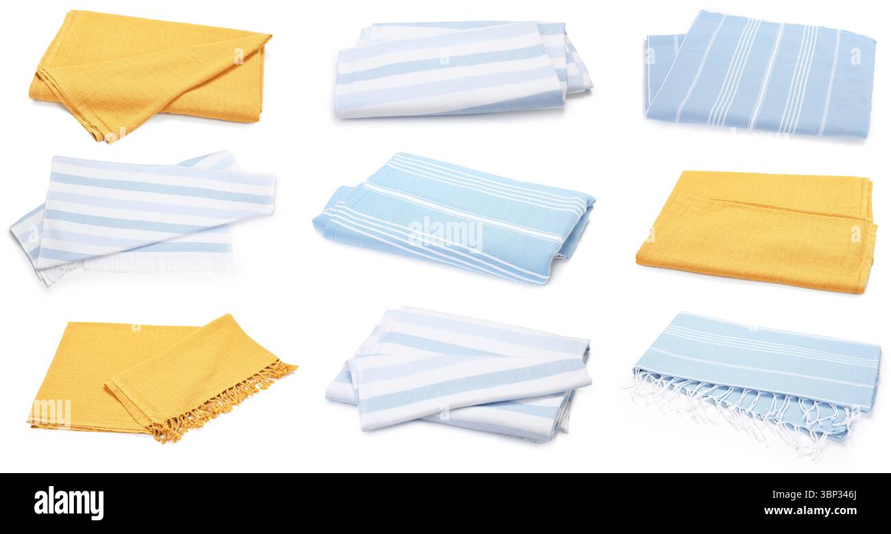 Différentes serviettes de plage sur fond blanc, ensemble Banque D'Images