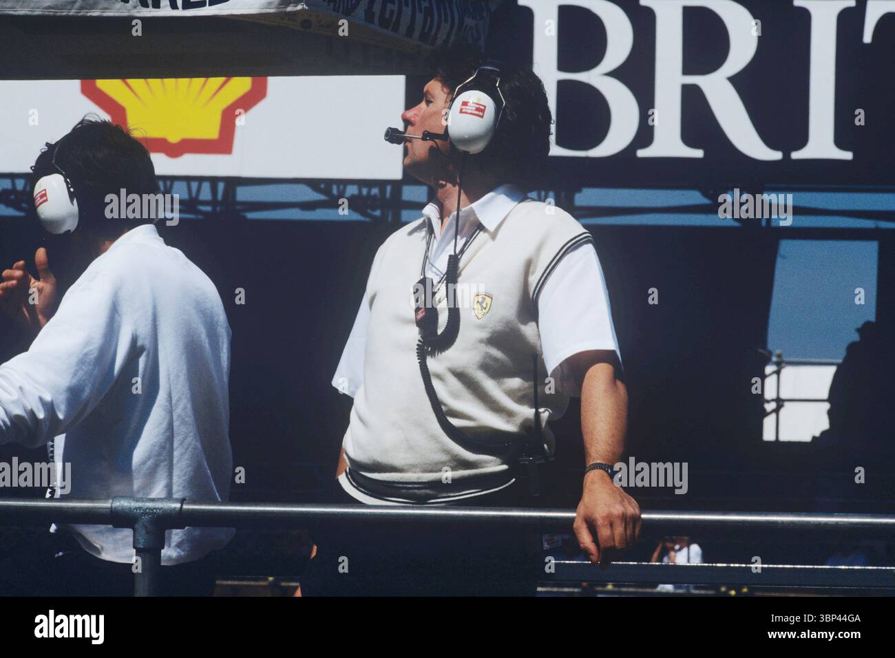 John Barnard né le 4 mai 1946, concepteur anglais de voitures de course, conçoit de la fibre de carbone de haute spécification. Formule 1 le châssis composite en fibre de carbone Banque D'Images