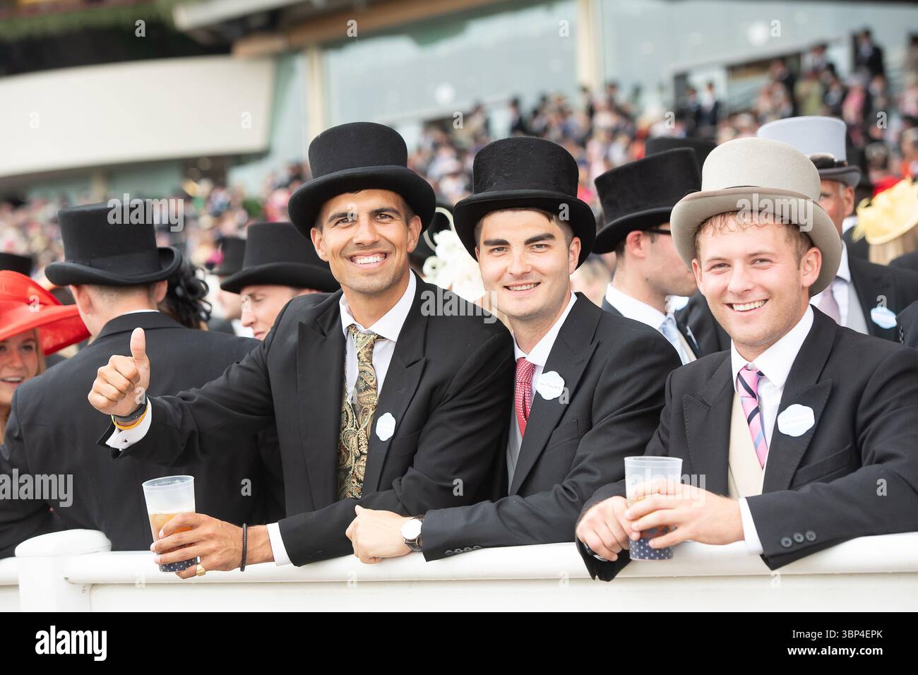 Ascot, Berkshire, Royaume-Uni. 21 juin 2025. Courses dans l'enceinte royale le cinquième jour de Royal Ascot 2025 à l'hippodrome d'Ascot dans le Berkshire crédit : Maureen McLean/Alamy Banque D'Images