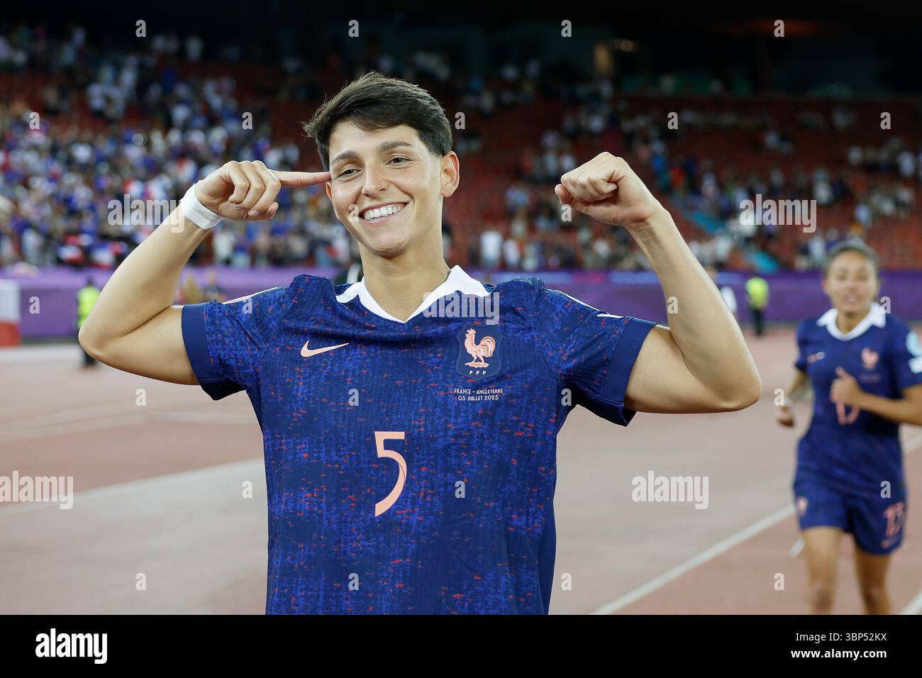 Zurich, Suisse. 5 juillet 2025. ELISA de Almeida (Frankreich, 5) 05.07.2025, Fussball, UEFA Womens Euro, Frankreich - Angleterre, Schweiz, Zuerich, Stadion Letzigrund. Foto Credit : HMB Media/Alamy Live News Banque D'Images Zurich, Suisse. 5 juillet 2025. ELISA de Almeida (Frankreich, 5) 05.07.2025, Fussball, UEFA Womens Euro, Frankreich - Angleterre, Schweiz, Zuerich, Stadion Letzigrund. Foto Credit : HMB Media/Alamy Live News Banque D'Images