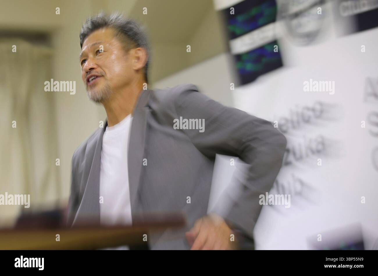 Kazuyoshi Miura of Atletico Suzuka Club attends a press conference after JFJ match in Suzuka City, Mie Prefecture on July 6, 2025. 58-year-old King Kazu is a Japanese professional footballer who plays as a forward for Japan Football League club Atletico Suzuka, on loan from J1 League club Yokohama FC. Kazu is the world's second oldest active player to play and oldest to score in a professional match. ( The Yomiuri Shimbun via AP Images ) Banque D'Images