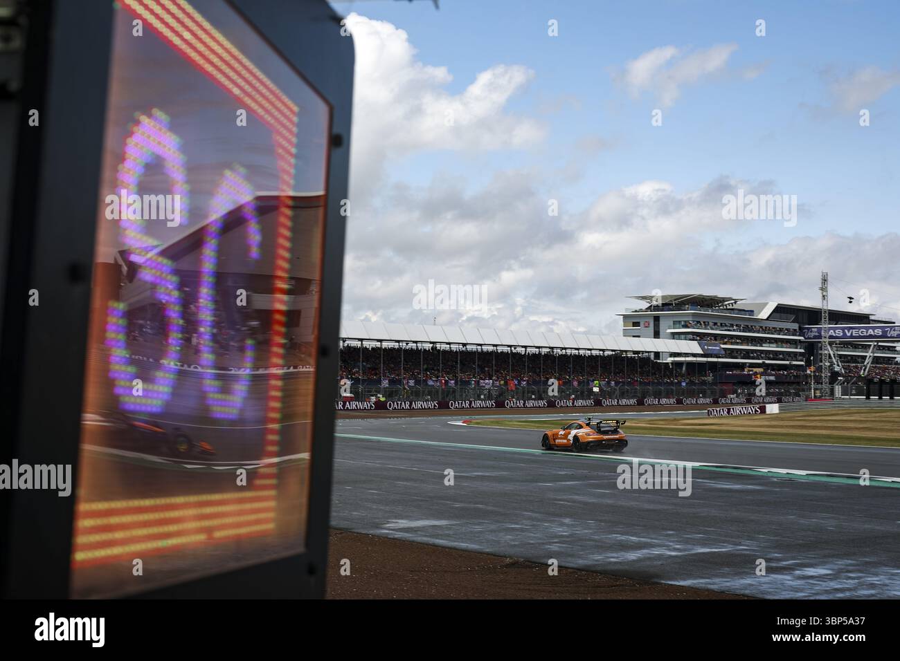 FIA Mercedes-AMG GT Black Series Safety car lors du Grand Prix de Grande-Bretagne de formule 1 Qatar Airways 2025, 12ème manche du Championnat du monde de formule 1 FIA 2025 du 4 au 6 juillet 2025 sur le circuit de Silverstone, à Silverstone, au Royaume-Uni Banque D'Images