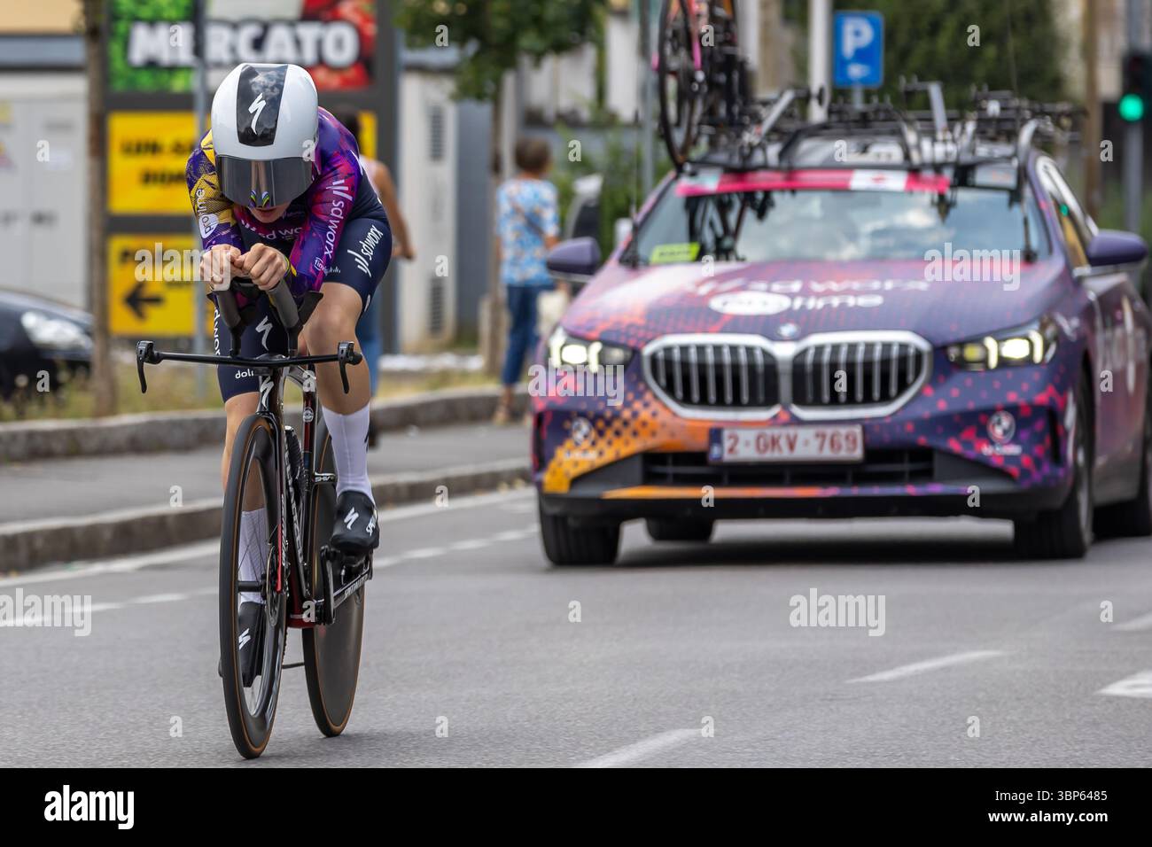 Bergame, Italie. 06 juillet 2025. Pendant Bergamo-Bergamo Tudor ITT, Giro d'Italia Women 2025, Bergame, Italie le 6 juillet 2025 pendant Giro d'Italia Women - étape 1 - Bergame/Bergame, course Giro d'Italia à Bergame, Italie, 06 juillet 2025 crédit : Independent photo Agency/Alamy Live News Banque D'Images