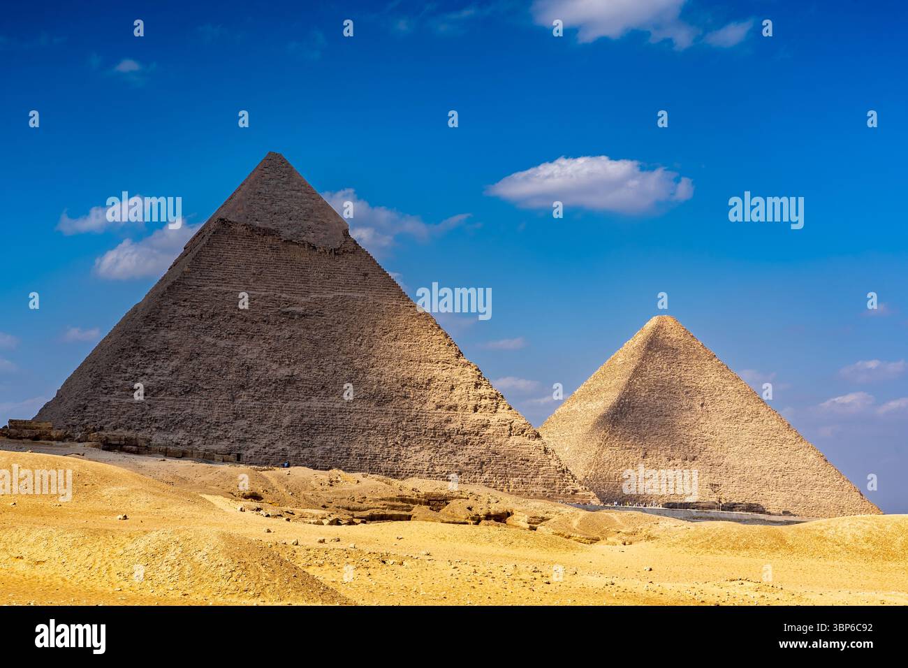 Vue sur les pyramides de Chefren et Cheops Banque D'Images