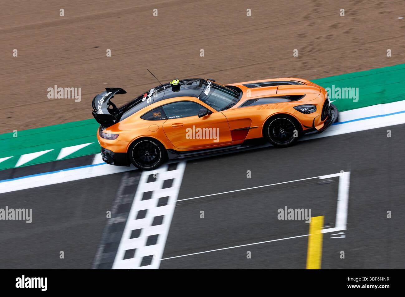 FIA Mercedes-AMG GT Black Series Safety car lors du Grand Prix de Grande-Bretagne de formule 1 Qatar Airways 2025, 12ème manche du Championnat du monde de formule 1 FIA 2025 du 4 au 6 juillet 2025 sur le circuit de Silverstone, à Silverstone, au Royaume-Uni Banque D'Images