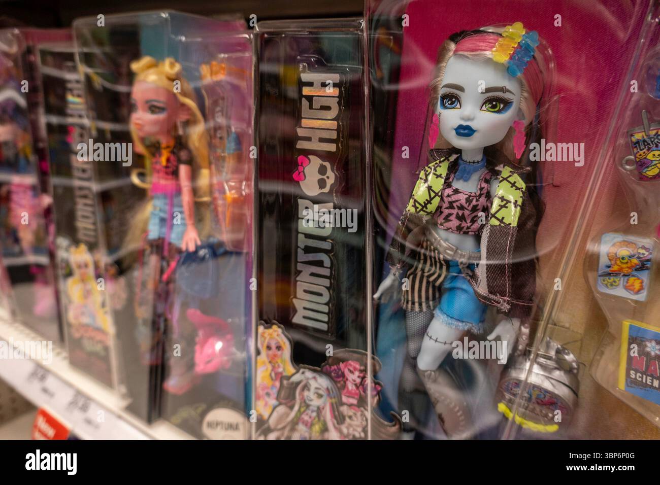 Le magasin Target à Herald Square offre une large gamme de jouets, 2025, New York City, États-Unis Banque D'Images