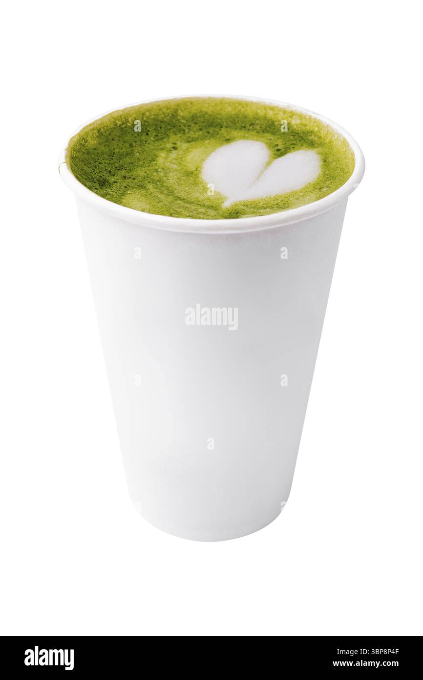 Nourriture, tasse gruener Tee Matcha Latte isoliert auf weiss Banque D'Images