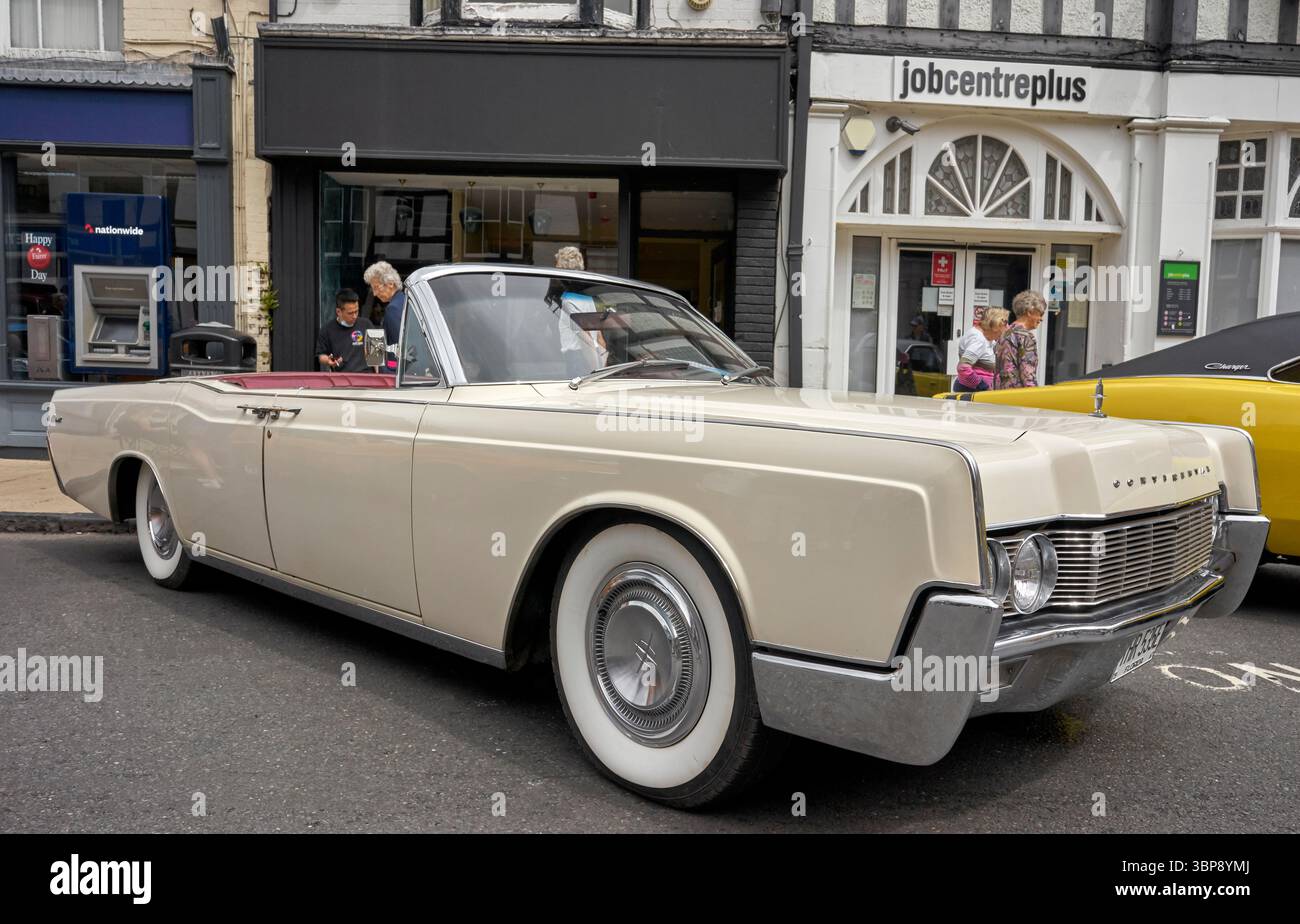 Lincoln Continental cabriolet, 1967, berline américaine Banque D'Images