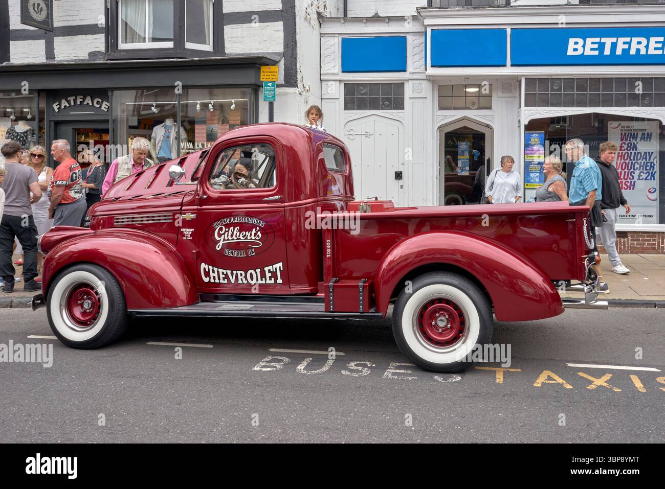 Pick-up Chevrolet 1942, camion classique américain en parfait état entièrement restauré par Gilberts England UK Banque D'Images