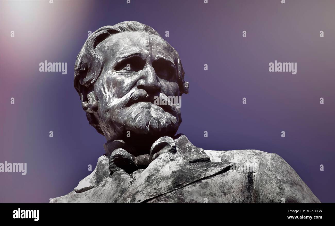 Monument de Verdi en face de Rocca dei Marchesi Pallavicino, Piazza Giuseppe Verdi, Busseto, Province de Parme, Emilie-Romagne, Italie, Europe, édité numériquement Banque D'Images