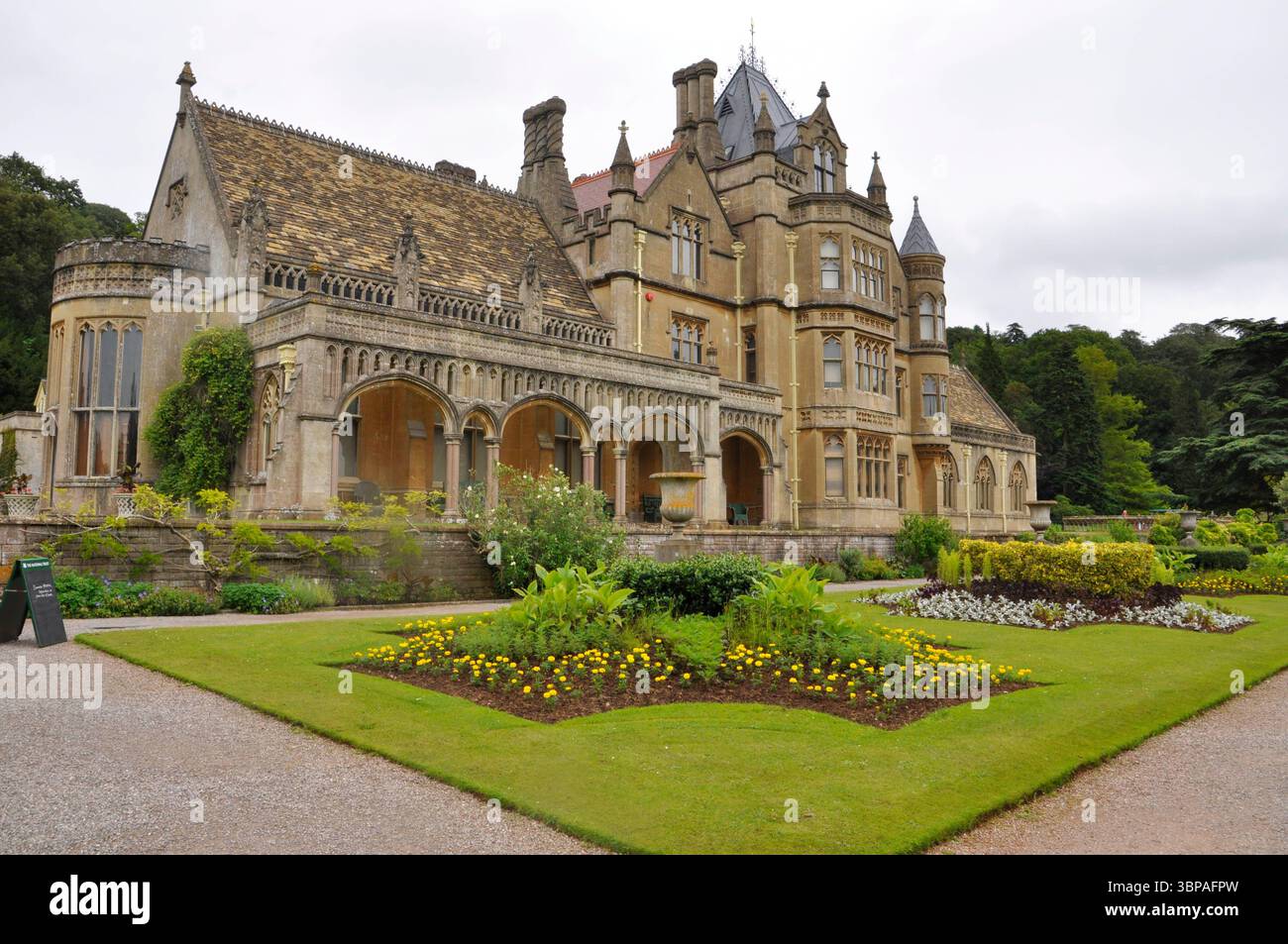 Tyntesfield House, une maison de campagne de style gothique victorien et domaine iin North Somerset. Grade 1 classé manoir géorgien acheté dans les années 1830 par Englis Banque D'Images