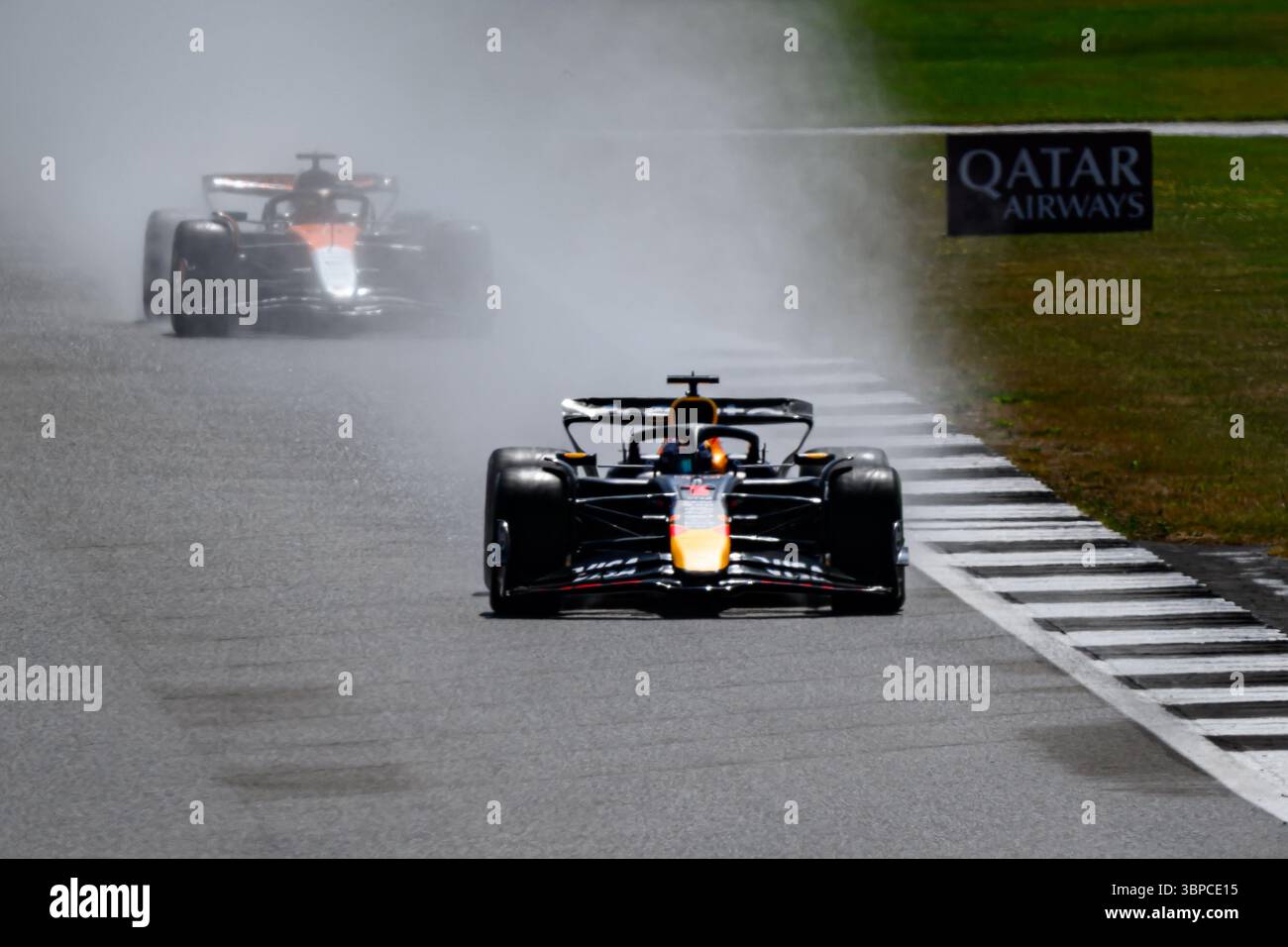 TOWCESTER, ROYAUME-UNI. 06 juillet : Max Verstapen de Red Bull Racing en course de dimanche lors du Qatar Airways British Grand Prix 2025 au circuit de Silverstone le dimanche 06 juillet 2025 à TOWCESTER, ANGLETERRE. Crédit : Taka G Wu/Alamy Live News Banque D'Images