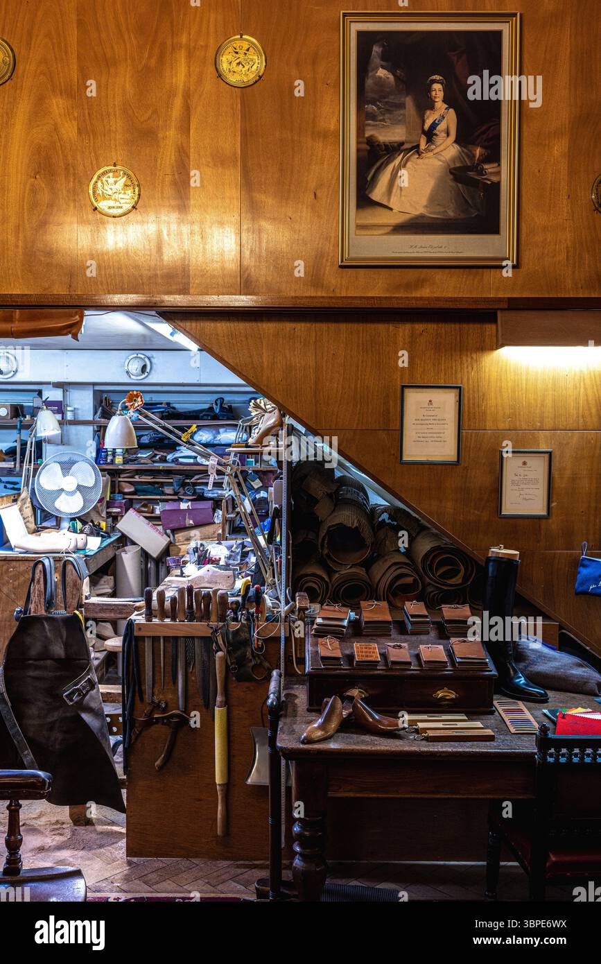 John Lobb Bespoke Shoes fabriqué James’s Street , Londres Banque D'Images