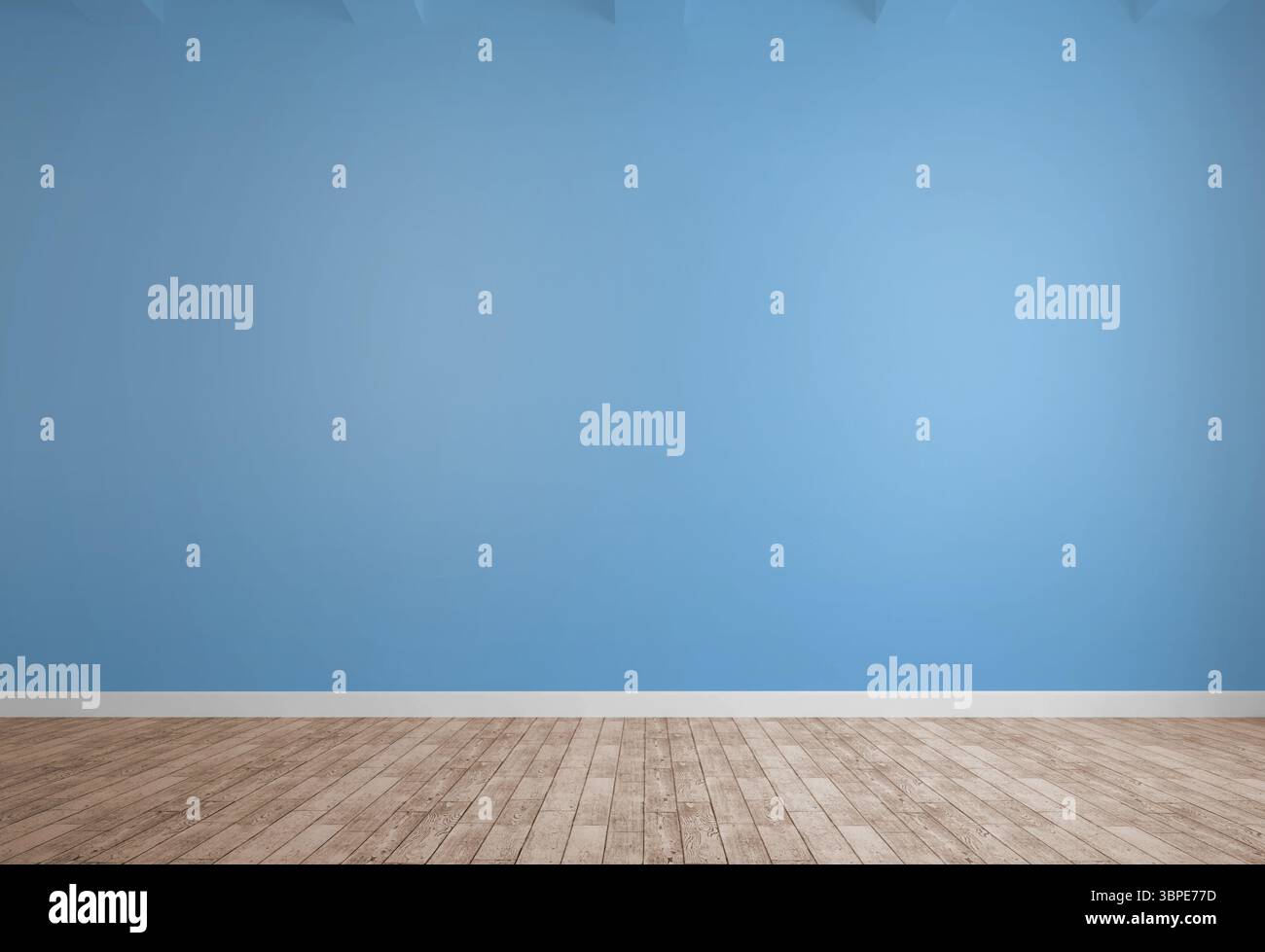 Chambre design plat avec mur blanc bleu vif avec moulure blanche de plinthe et plancher de bois Banque D'Images