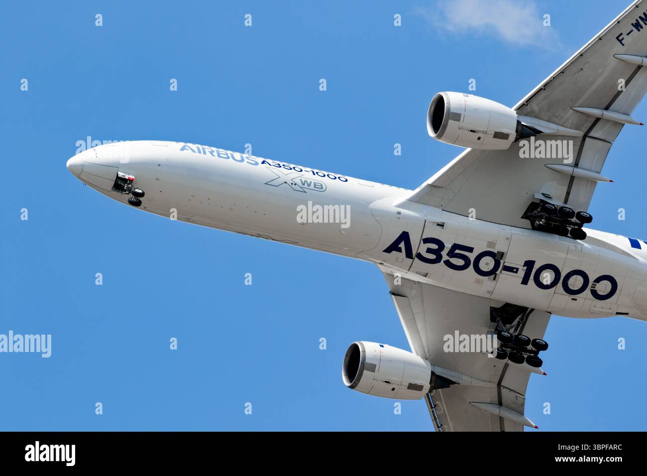 Airbus A350 (A350-1000 XWB) au salon de l'aéronautique de Paris. Le Bourget, France - 16 juin 2025 Banque D'Images