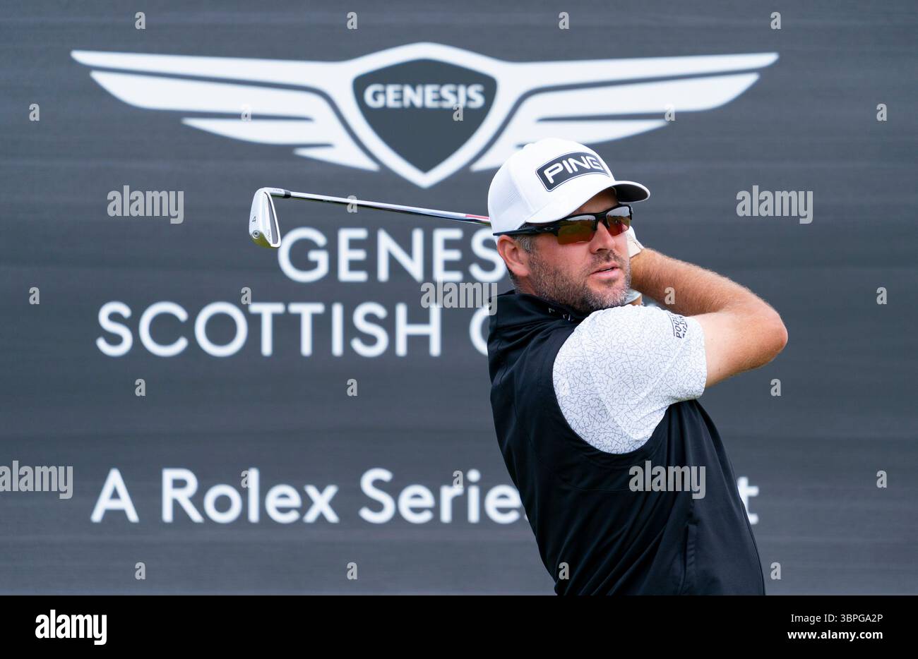 North Berwick, East Lothian, Écosse, Royaume-Uni. 8 juillet 2025. Preview images du Genesis Scottish Open qui se tiendra du 10 au 13 juillet au Renaissance Club près de North Berwick. Pic ; Tee Corey Conners tiré sur le court 9ème trou. Iain Masterton/Alamy Live News Banque D'Images
