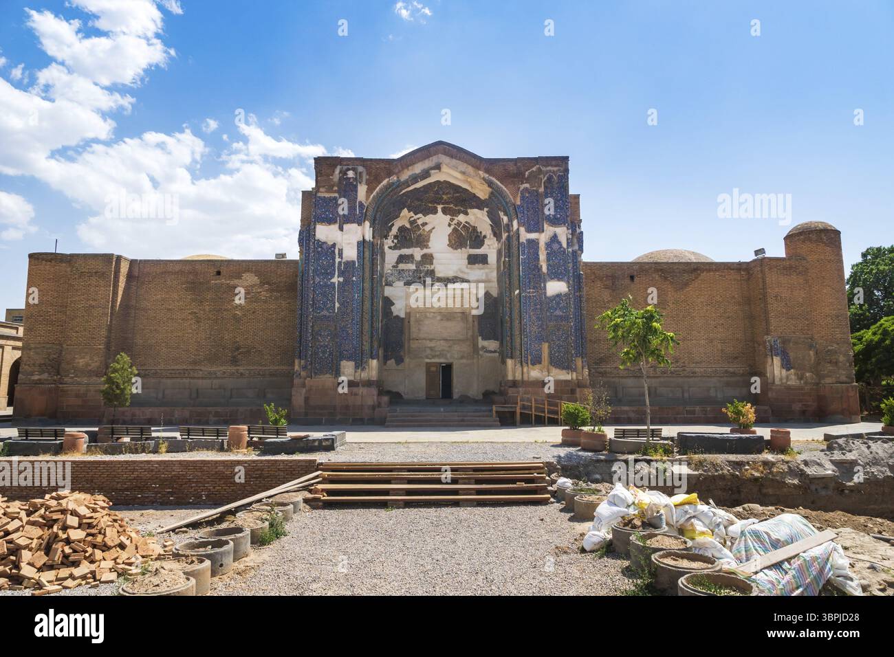 Mosquée bleue à Tabriz, Iran. La mosquée a été construite en 1465. Tabriz. Province de l'Azerbaïdjan oriental. Iran Banque D'Images Mosquée bleue à Tabriz, Iran. La mosquée a été construite en 1465. Tabriz. Province de l'Azerbaïdjan oriental. Iran Banque D'Images
