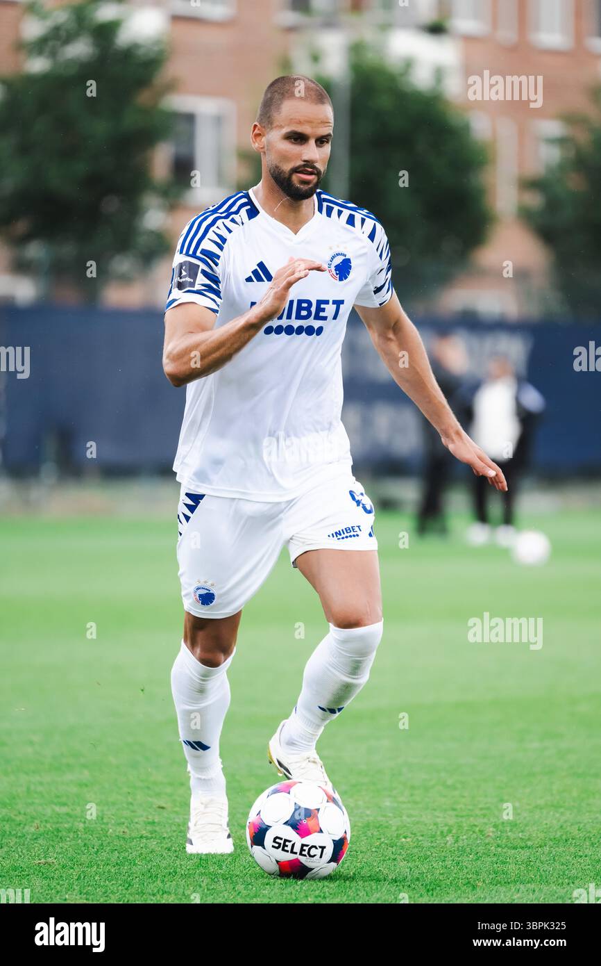 Copenhague, Danemark. 08 juillet 2025. Pantelis Hatzidiakos (6 ans) du FC Copenhague vu lors d'un match test de pré-saison entre le FC Copenhague et le FC Fredericia au centre d'entraînement 10ern du FC Copenhague à Frederiksberg, Copenhague. Crédit : Gonzales photo/Alamy Live News Banque D'Images