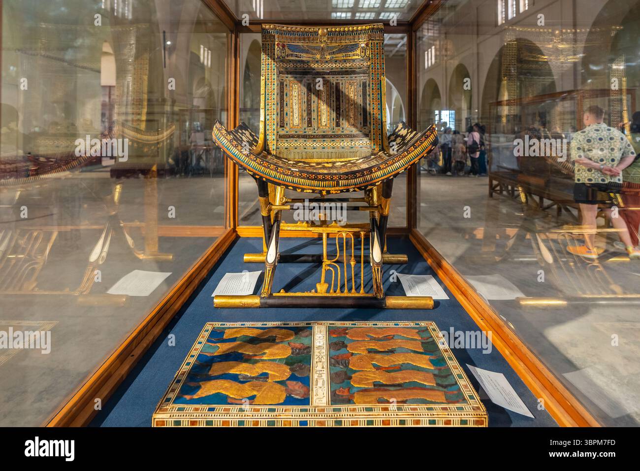 Le trône cérémoniel de Toutankhamon, un chef-d'œuvre de l'ancien égyptien Banque D'Images