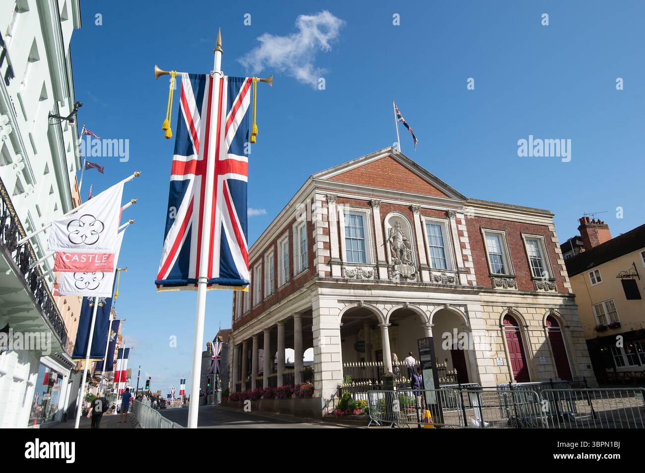 Windsor, Berkshire, Royaume-Uni. 8 juillet 2025. La ville royale de Windsor se prépare pour la visite d’État du président français Emmanuel Macron à Windsor, Berkshire. Crédit : Maureen McLean/Alamy Live News Banque D'Images