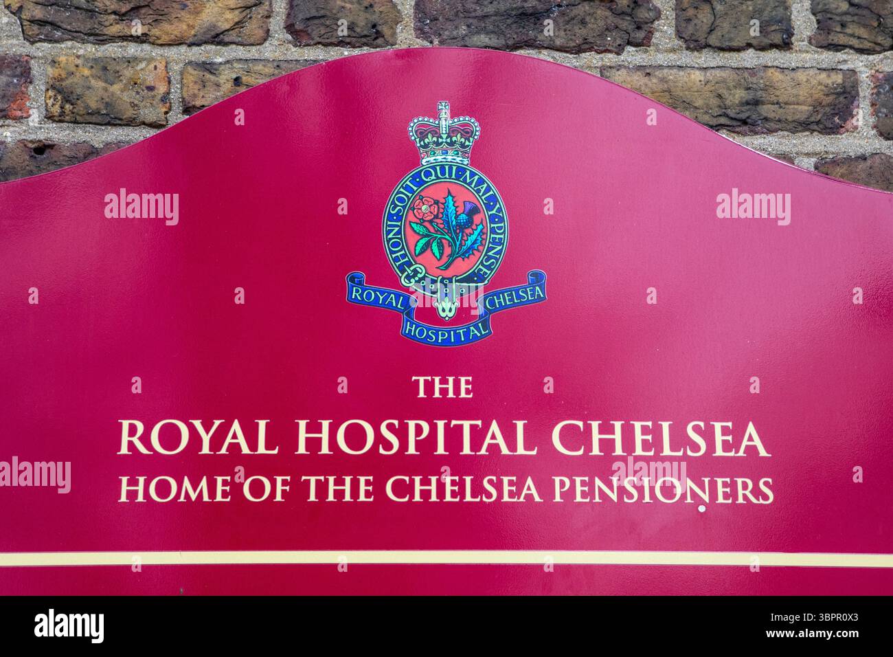 Londres, Royaume-Uni - 24 mars 2025 : un panneau au Royal Hospital Chelsea - domicile des retraités de Chelsea à Londres, Royaume-Uni. Banque D'Images