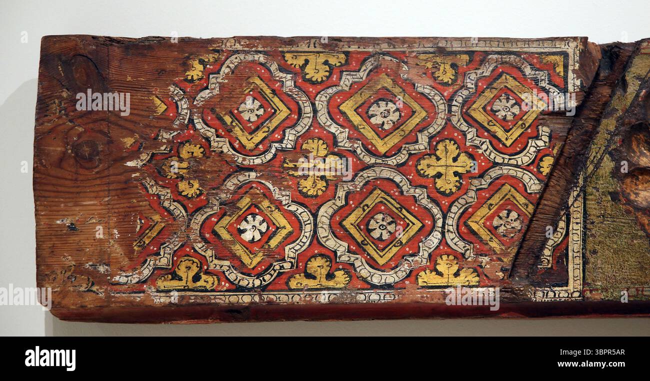 Panneaux de poutres peints décoratifs gothiques avec des motifs géométriques. Tempera sur bois. Du palais marques de Lio. Barcelone. (MNAC). Barcelone. Espagne. Banque D'Images