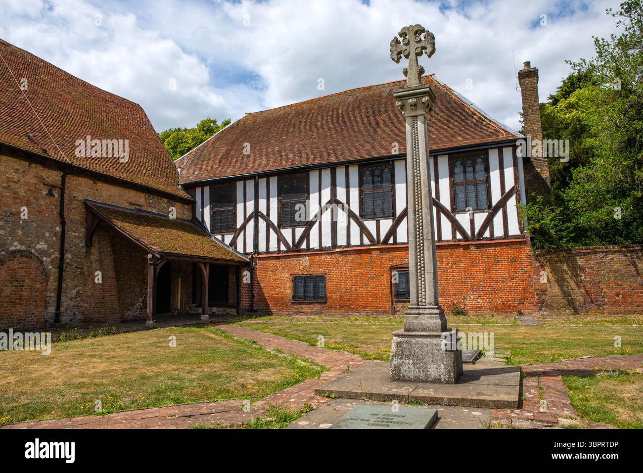 Vue sur le prieuré historique de Prittlewell, situé dans Priory Park dans le quartier de Prittlewell à Southend-on-Sea dans l'Essex, Royaume-Uni. Banque D'Images