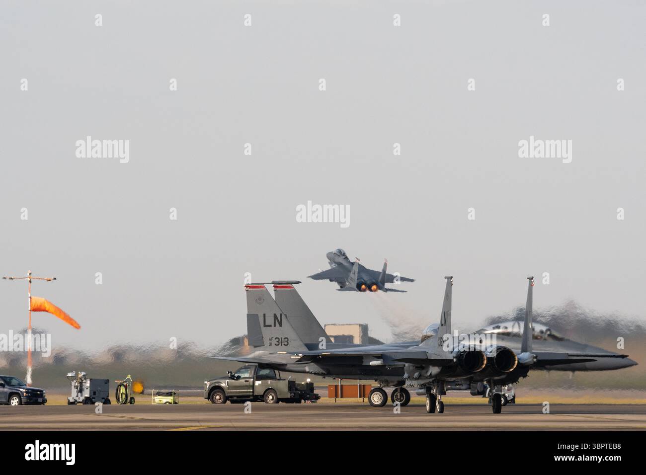 Air base Ops - Une photo montrant les allées et venues de la RAF Lakenheath, Suffolk, Royaume-Uni Banque D'Images