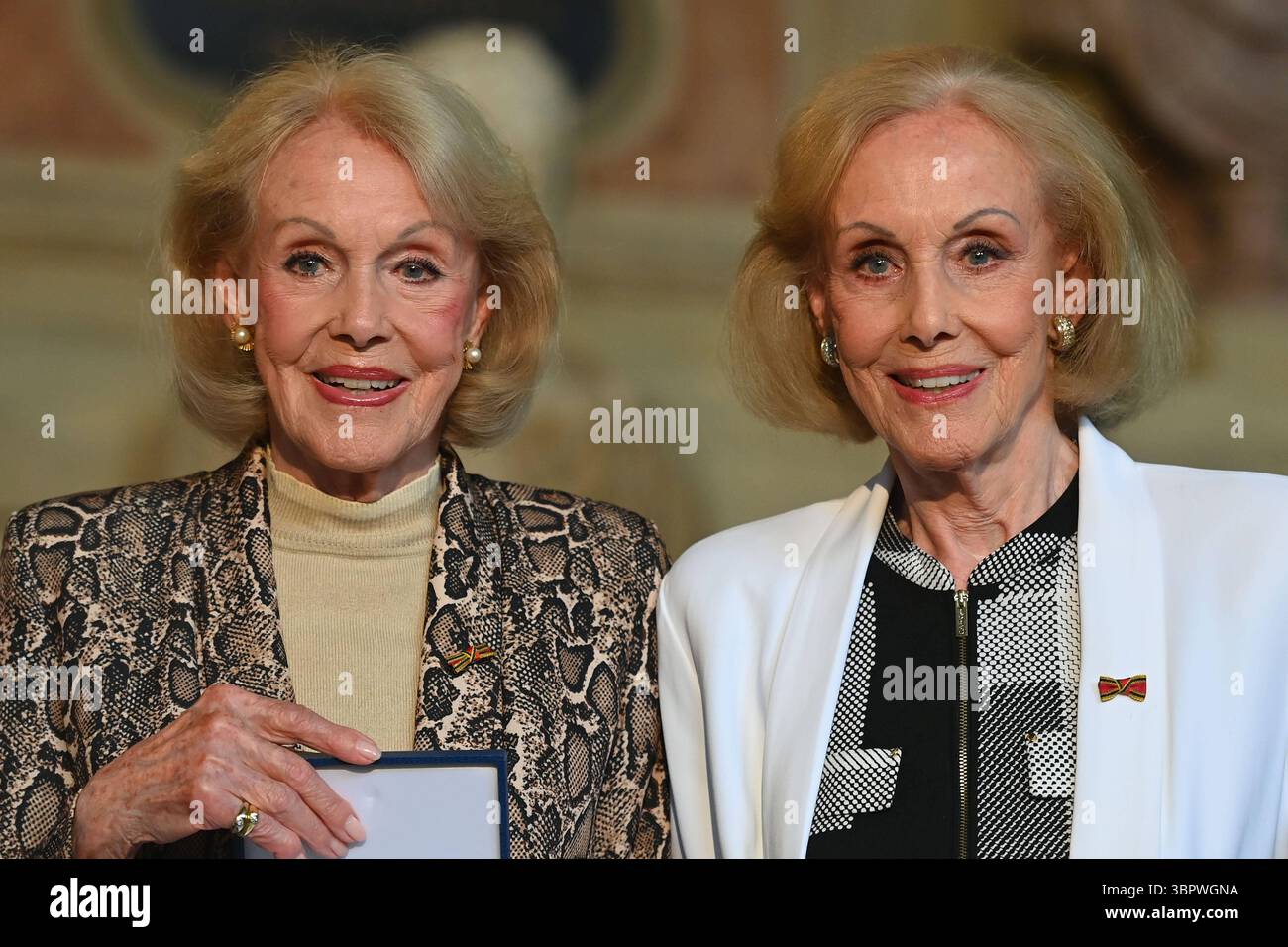 Kessler zwillinge twins alice ellen Banque de photographies et d’images ...