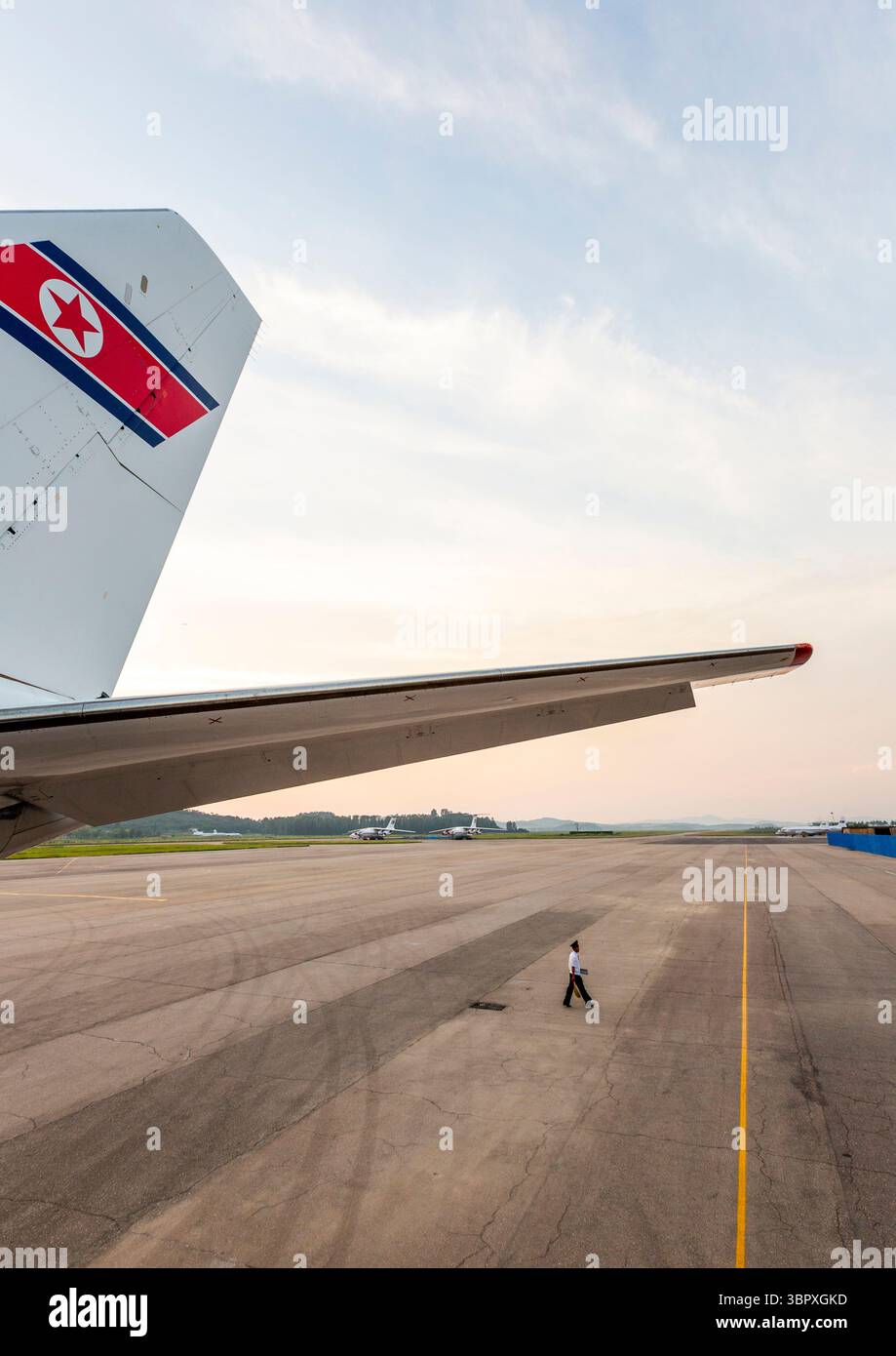 Air Koryo queue d'avion sur le tarmac de l'aéroport international de Sunan, DGC, Pyongyang, Corée du Nord Banque D'Images