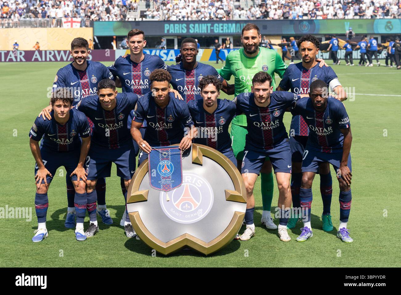East Rutherford, États-Unis. 09 juillet 2025. Le départ des onze premières places du Paris Saint-Germain avant la Coupe du monde des clubs FIFA 2025 : le Real Madrid vs le Paris Saint-Germain demi-finale au MetLife Stadium à East Rutherford, New Jersey, États-Unis, le 9 juillet 2025. Le PSG a gagné 4-0 et a progressé jusqu'à la finale contre le Chelsea FC. (Photo de Lev Radin/Pacific Press) crédit : Pacific Press Media production Corp./Alamy Live News Banque D'Images