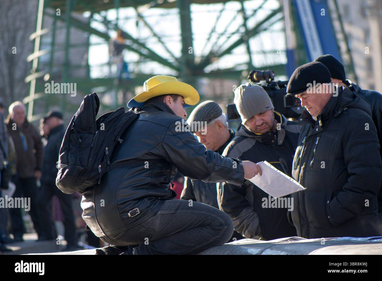 Les militants s'unissent sur la place de l'indépendance dans le combat de l'Ukraine pour la dignité. Banque D'Images