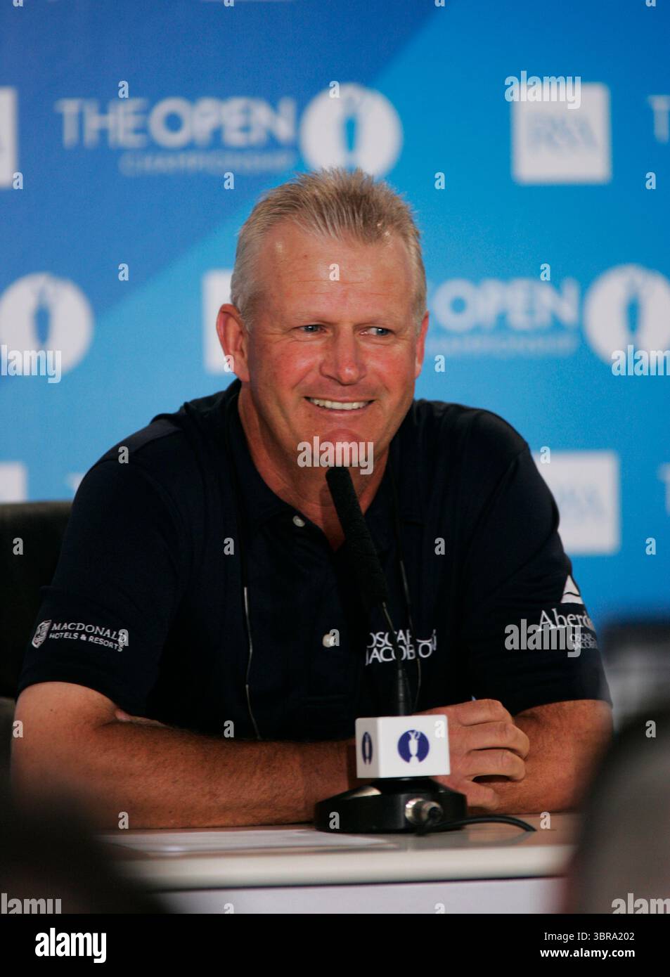 Sandy Lyle lors d'une conférence de presse le 14 juillet, l'Open Championship 2009 , Turnberry GC, Écosse, crédit photo : Mark Newcombe / www.visionsingolf.com ​The 2009 Open Championship, la 138ème édition de la plus ancienne majeure de golf, s'est tenue du 16 au 19 juillet sur le parcours Ailsa du Turnberry Resort dans l'Ayrshire, Écosse. Banque D'Images