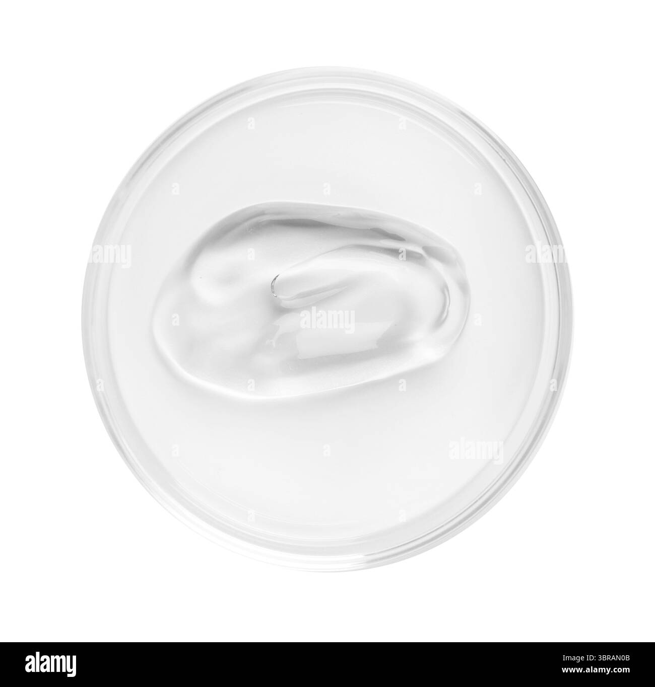 Produit cosmétique en boîte de Pétri isolé sur blanc, vue de dessus Banque D'Images