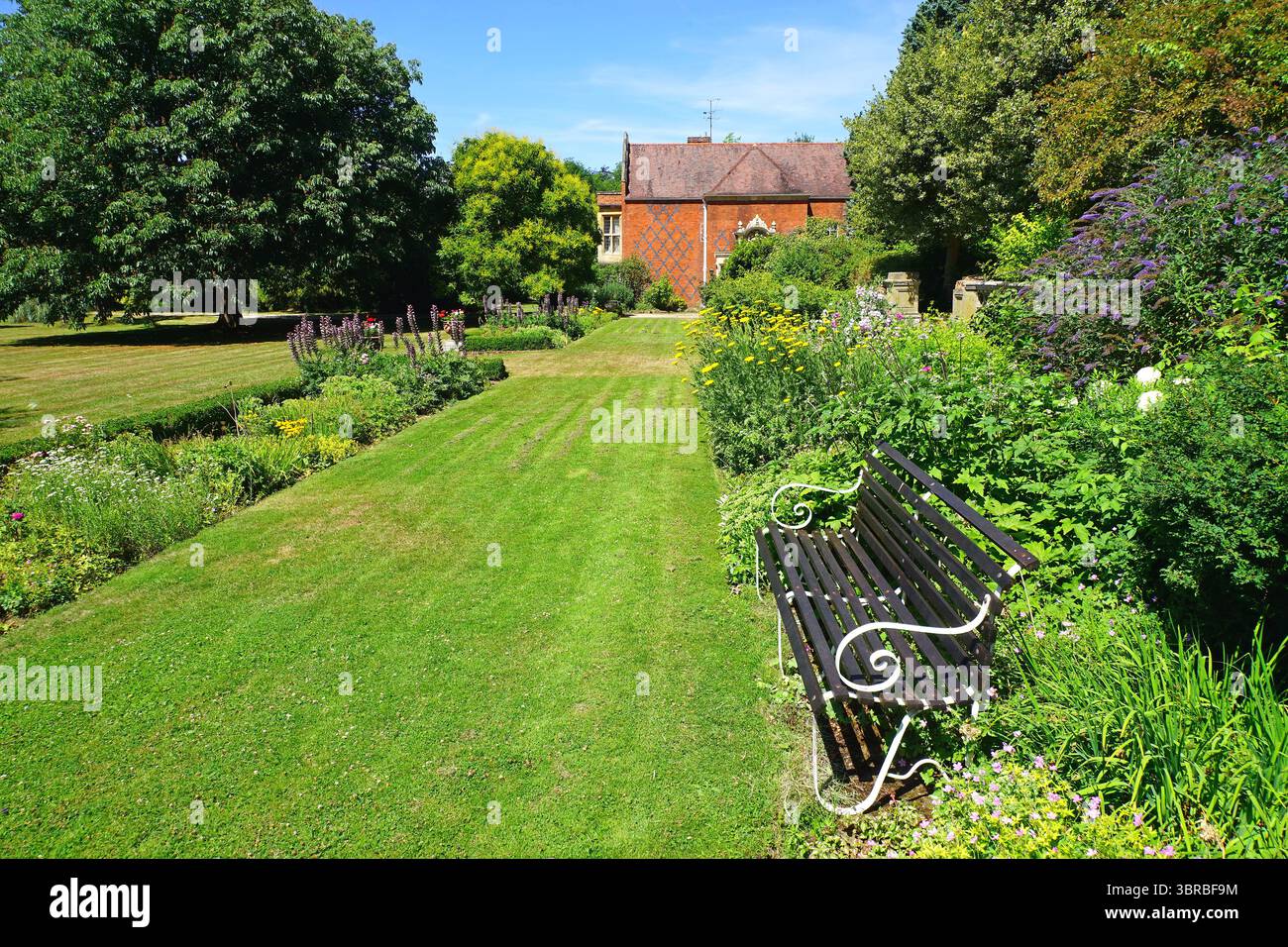 Warwick House et les jardins d'Easton Lodge Banque D'Images