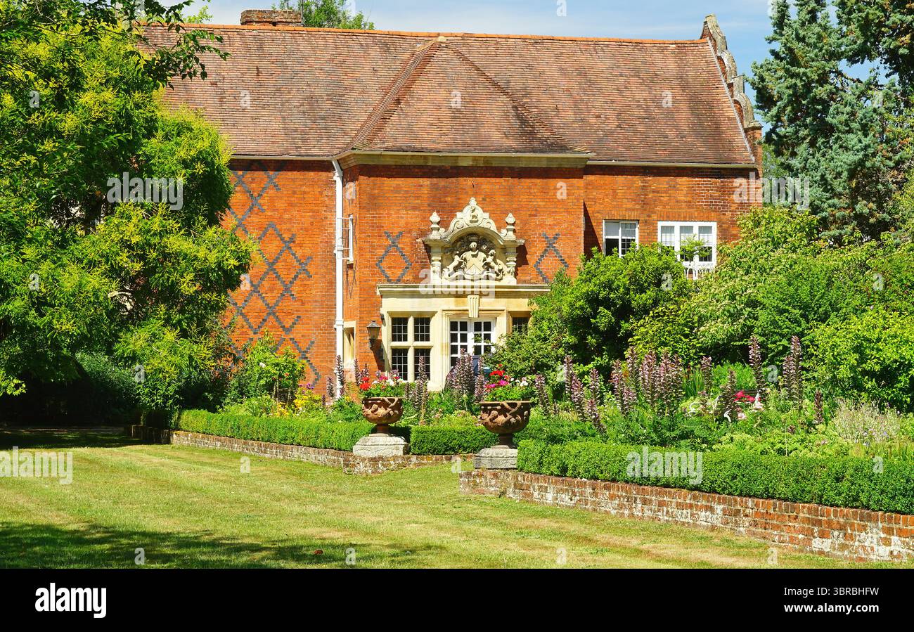 Warwick House et les jardins d'Easton Lodge Banque D'Images
