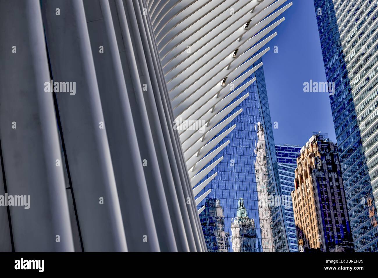 New York, New York - 18 février 2022 : Oculus World Trade Center, conçu par Santiago Calatrava à New York Banque D'Images