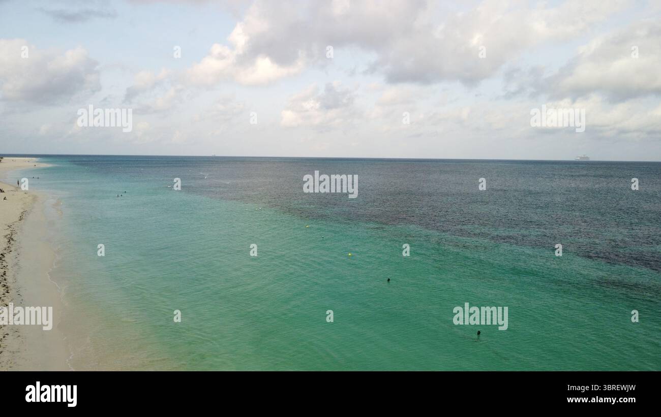Photo drone de la côte d'aruba Banque D'Images