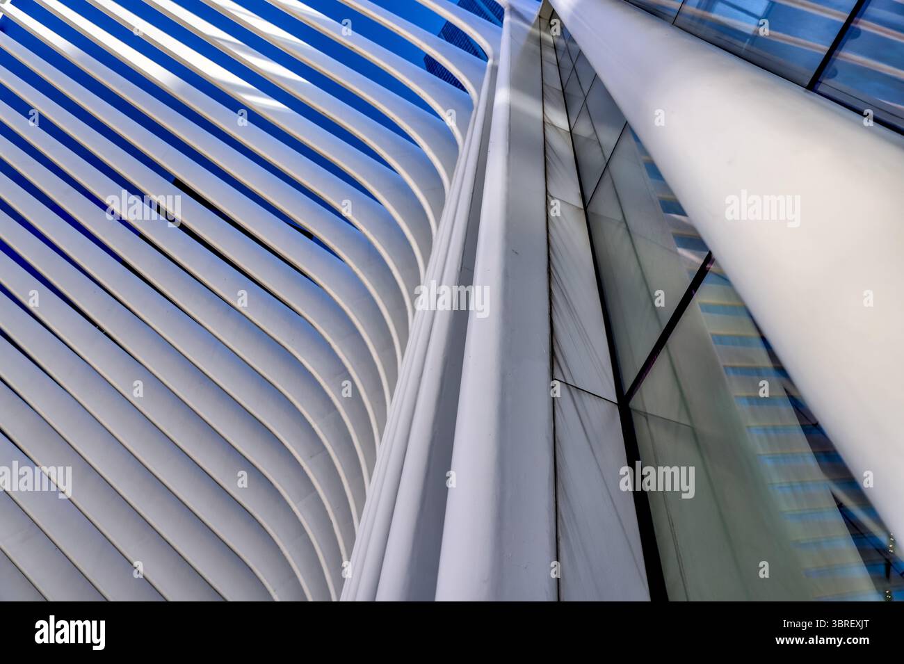 New York, New York - 18 février 2022 : Oculus World Trade Center, conçu par Santiago Calatrava à New York Banque D'Images