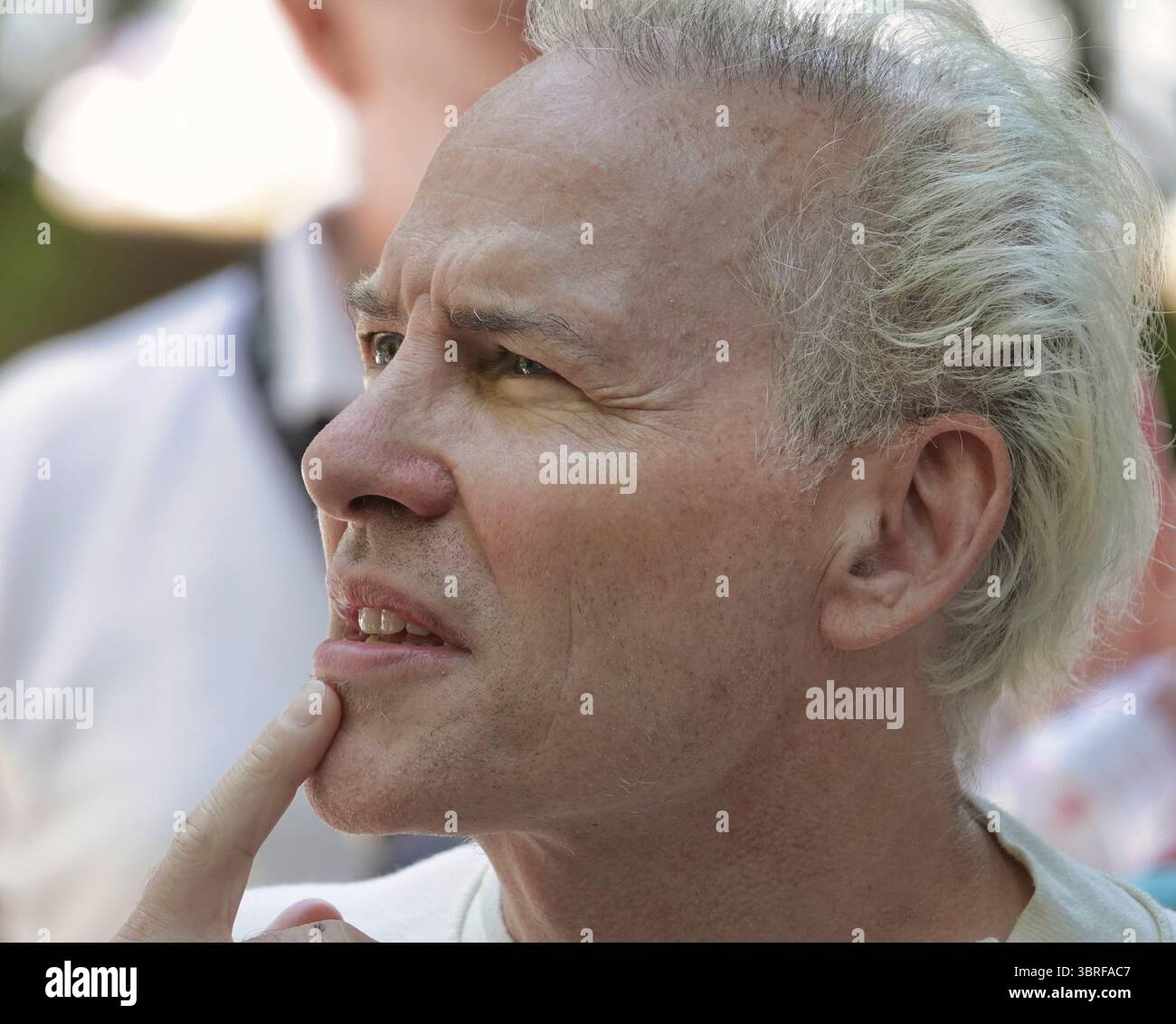 Goodwood, West Sussex, Royaume-Uni. 12 juillet 2025. Jacques Villeneuve, ancien champion du monde de F1 Williams au Goodwood Festival of Speed (FOS) qui s'est tenu sur le domaine Duke of RichmondÕs. Crédit : Motofoto/Alamy Live News Banque D'Images