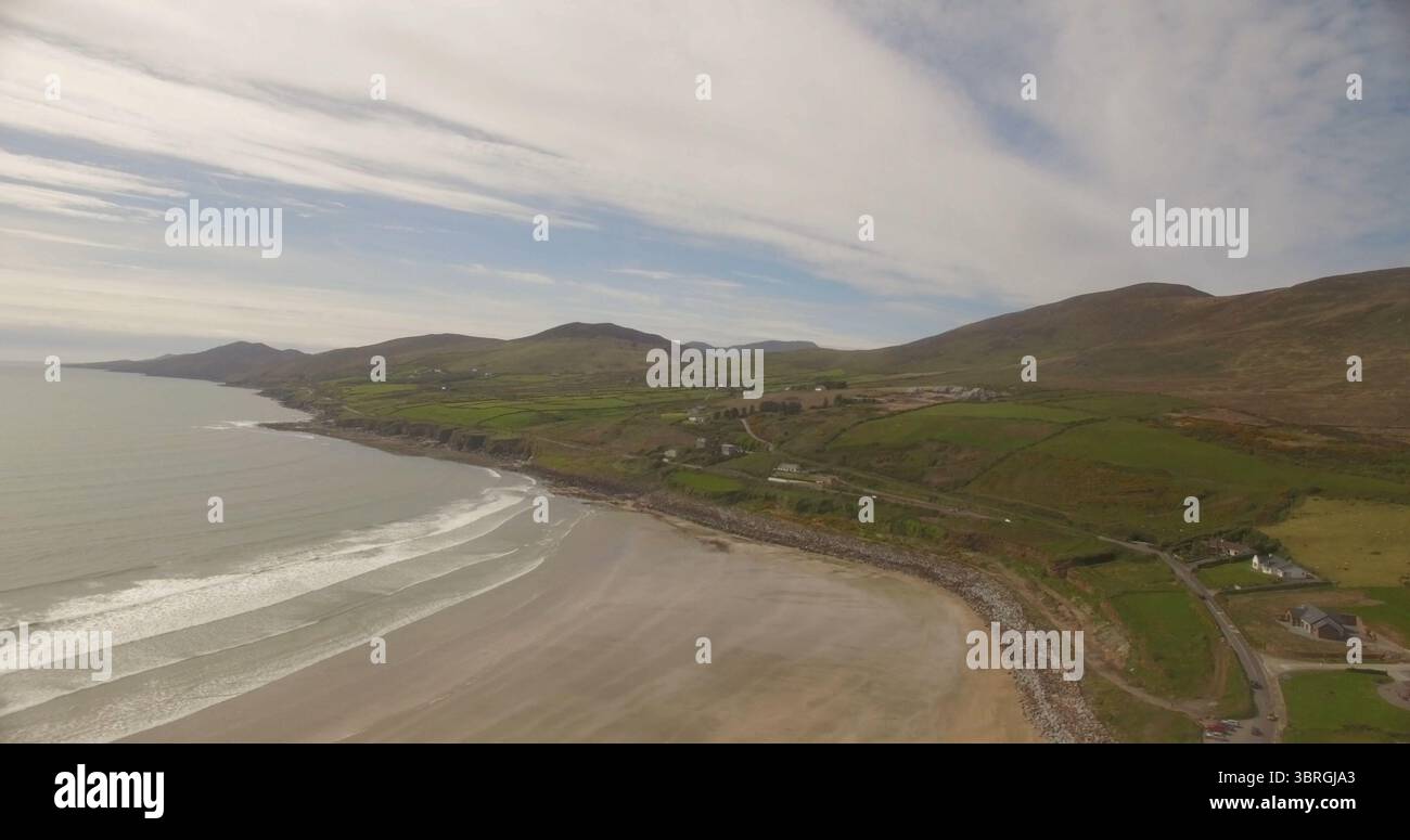 Vue panoramique du paysage par la mer Banque D'Images