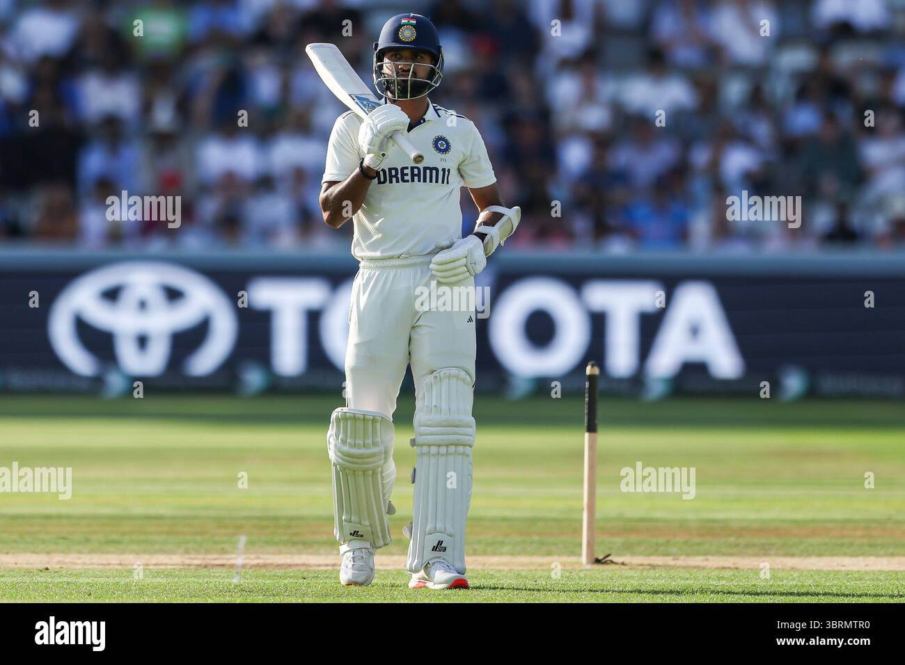 Lords Cricket Gound, Londres, Royaume-Uni. 13 juillet 2025. Troisième Rothesay Cricket test, jour 4, Angleterre contre Inde ; Akash Deep of India Credit : action plus Sports/Alamy Live News Banque D'Images