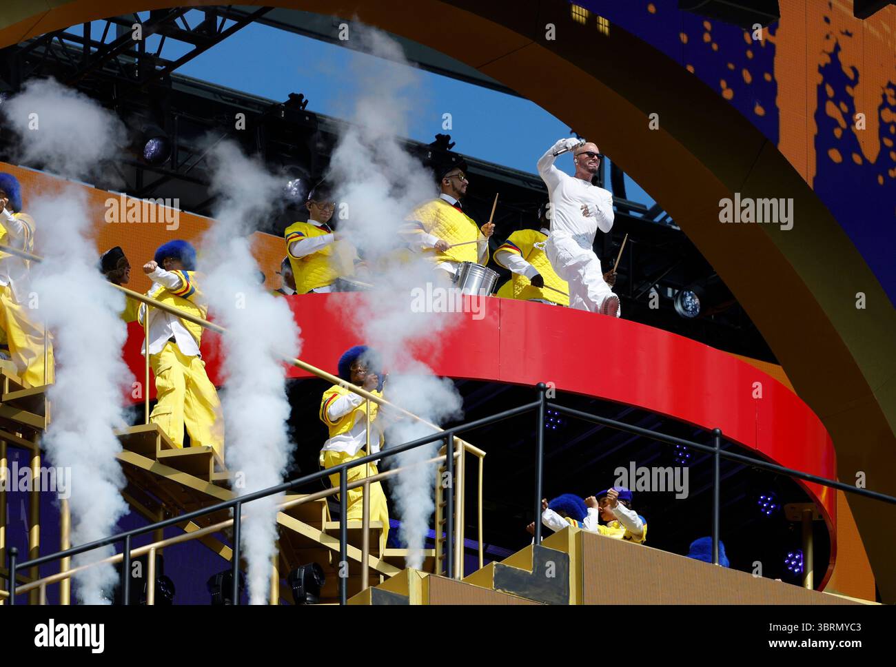 East Rutherford, États-Unis. 13 juillet 2025. J Balvin se produit pendant le spectacle de la mi-temps lors de la finale de la Coupe du monde des clubs de la FIFA 2025 au MetLife Stadium à East Rutherford, New Jersey, le dimanche 13 juillet 2025. Photo de John Angelillo/UPI crédit : UPI/Alamy Live News Banque D'Images