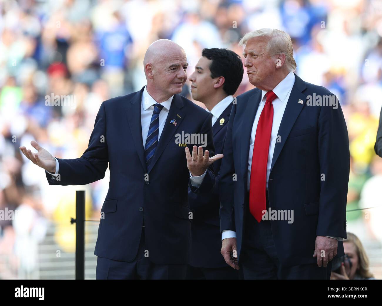 New Jersey, États-Unis. 13 juillet 2025. Gianni Infantino, président de la FIFA, et Donald Trump, président de la FIFA, lors de la finale de la Coupe du monde des clubs de football Chelsea vs Paris Saint Germain au Metlife Stadium, New Jersey. Le crédit photo devrait se lire comme suit : David Klein/Sportimage crédit : Sportimage Ltd/Alamy Live News Banque D'Images