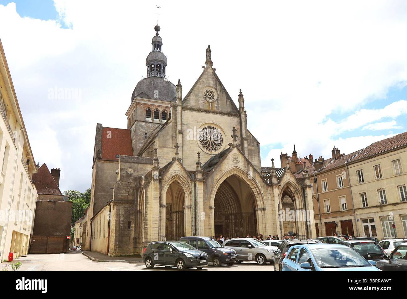 Basilique notre-Dame, une basilique gothique-Renaissance, dans la ville de Gray, département de la haute-Saône, France Banque D'Images